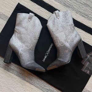 Daniel x Diamond Johnny Guitar Crystal Cowboy Boots NEW